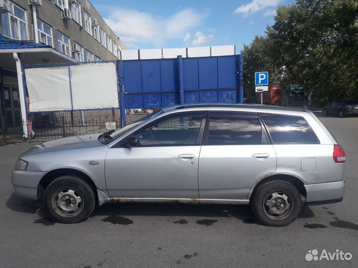 Nissan Wingroad 1.5 AT, 2000, битый, 334 066 км