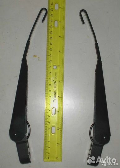 Поводок заднего стеклоочистителя Ваз-2111