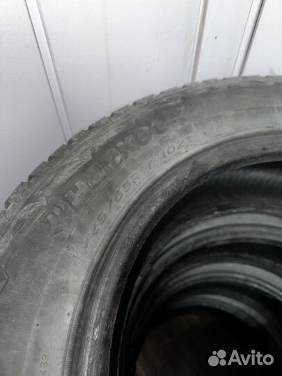 Hankook Winter I'Pike 225/65 R17