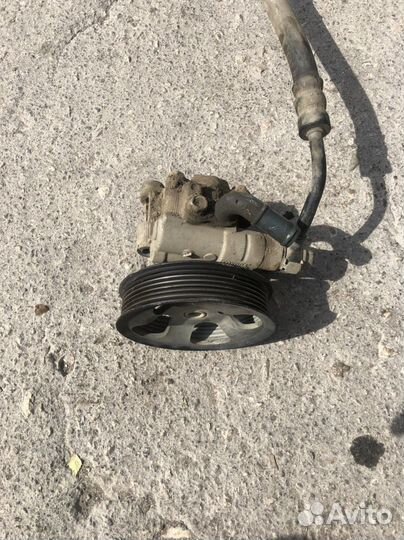 Насос гур Toyota Harrier 2.4