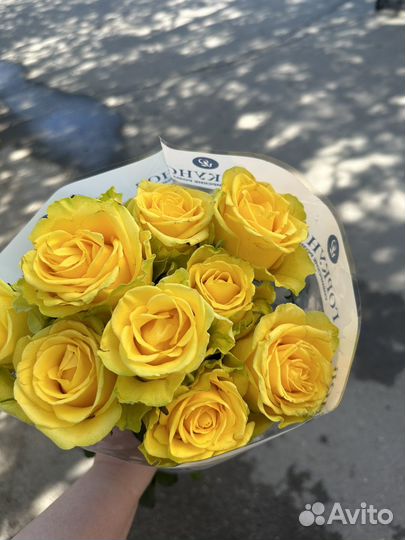 Свежие розы со склада Сургут доставка