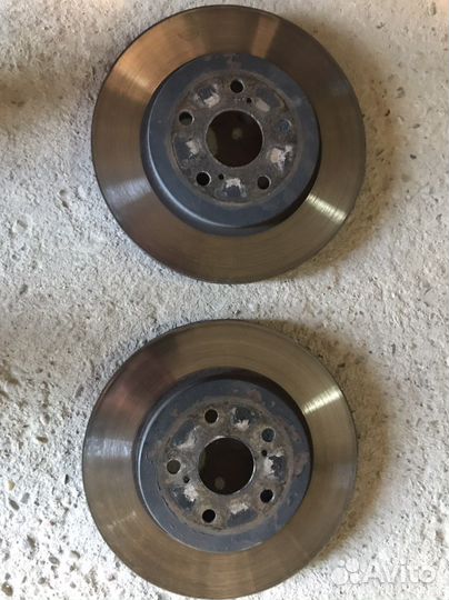 Тормозные диски стояли на lexus rx 350 2007 г.в