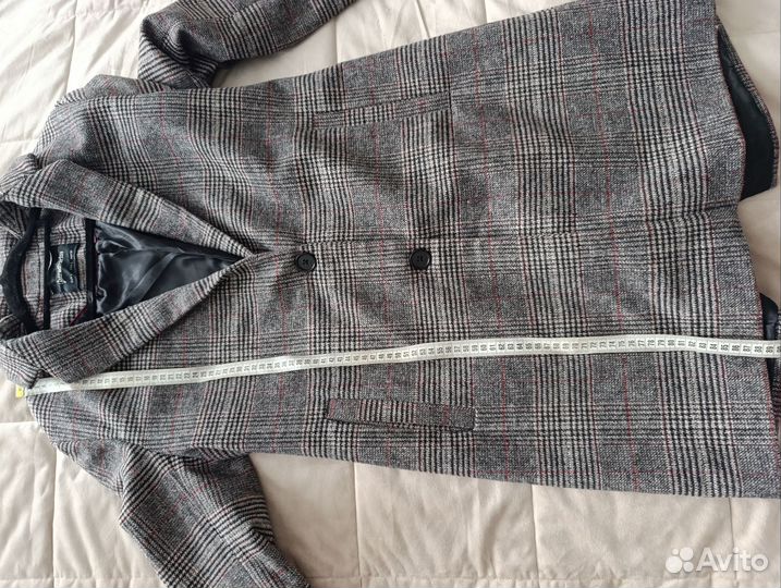 Пальто женское stradivarius L