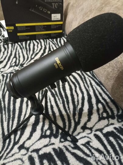 Студийный микрофон