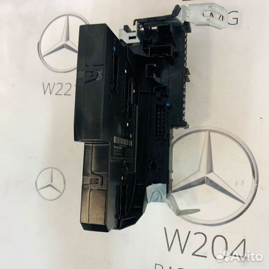 Блок предохранителей салонный Mercedes W212 OM642