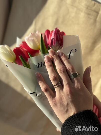 Модель на маникюр с покрытием