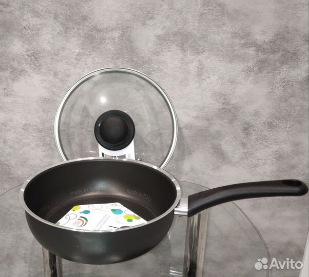 Сковорода с крышкой