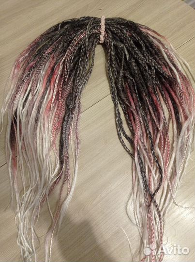 Де дреды омбре черные, розовые, белые