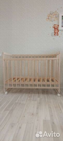 Кроватка детская