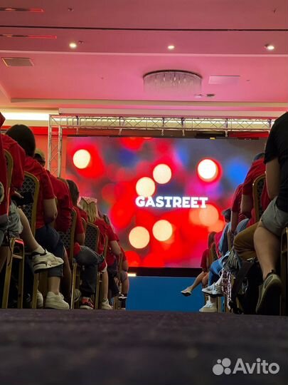 Аренда сцен и подиумов для мероприятий