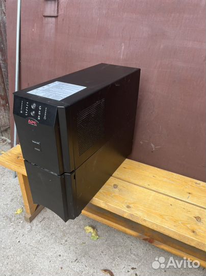 Ибп APC smart UPS 3000