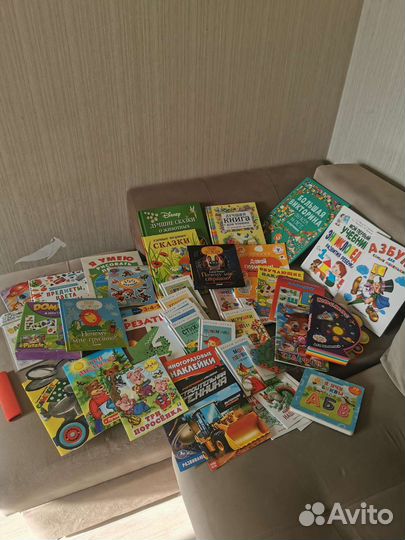 Детские книги и наклейки, лото