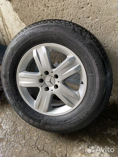 R17 Royal Black Royal Comfort 265/65, PCD 5x108 DIA 52