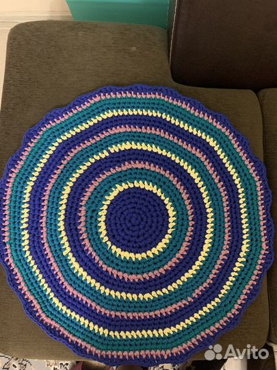 Коврик 68 см из трикотажной пряжи