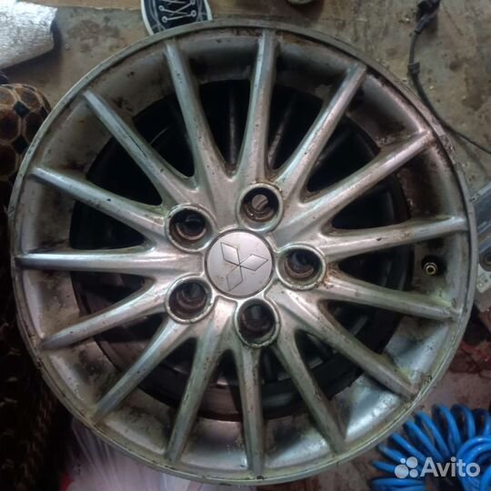 Литые диски r15 5x114 3 бу