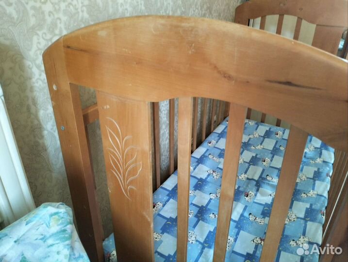 Детская кроватка