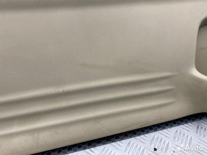 Обшивка двери задняя левая Mazda Mpv LW5W GY-DE