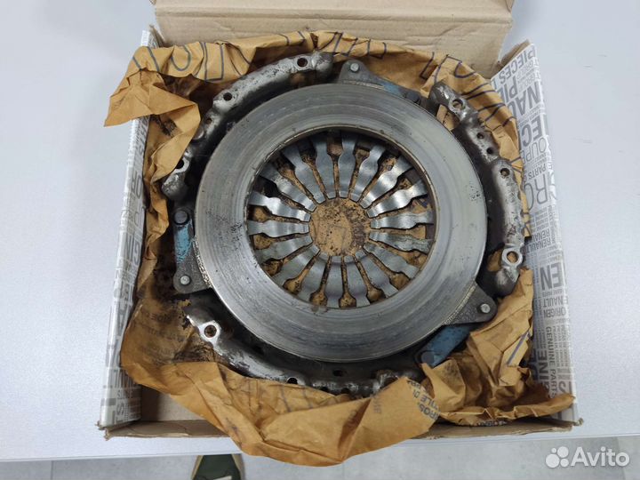 Корзина сцепления Рено Логан 2