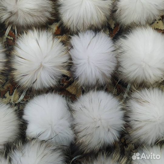 Меховой помпон