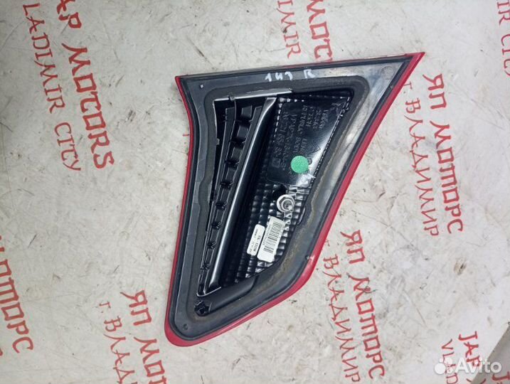 Фонарь задний правый Citroen C4 B7 хетчбек 5F02