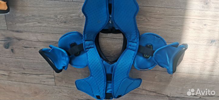 Нагрудник хоккейный sr xl