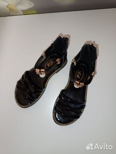 Праздничные босоножки 27