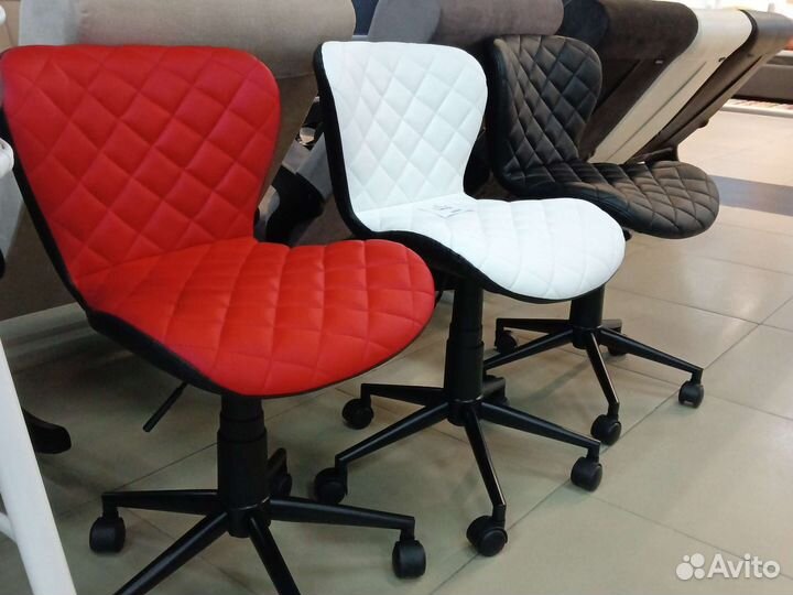 Офисные кресла в наличии
