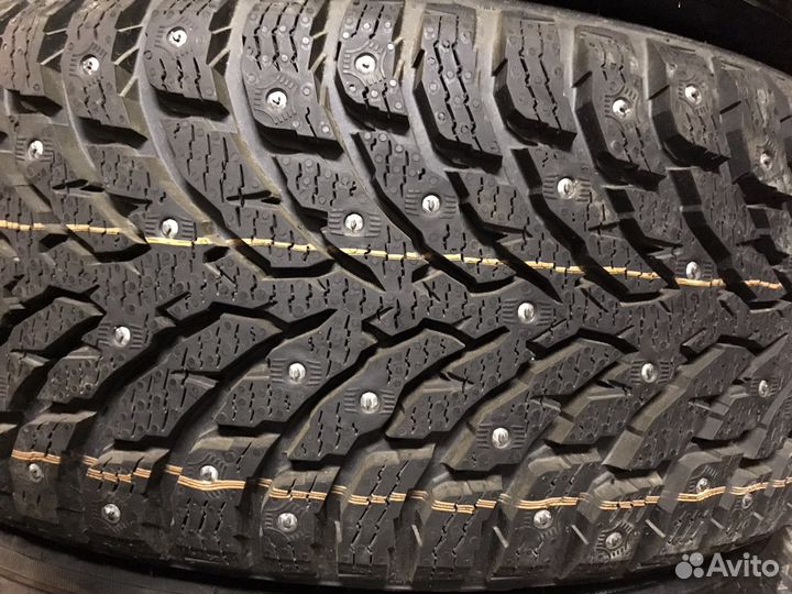 Nokian Tyres Hakkapeliitta 9 225/55 R17 97T