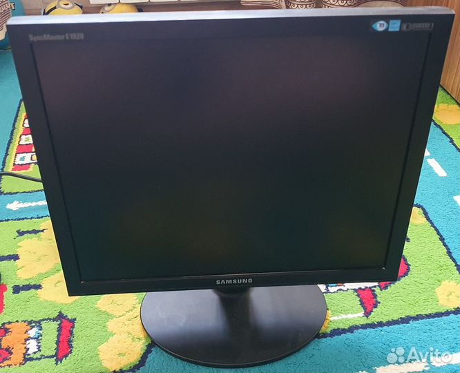 Монитор Samsung SyncMaster E1920NR 19