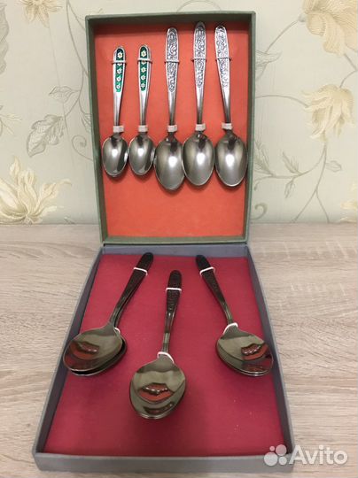 Набор столовых приборов новый