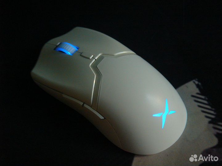 Беспроводная игровая мышь Delux m800 pro PAW3370
