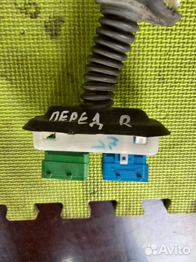 Проводка (коса) передней правой двери Пежо 308