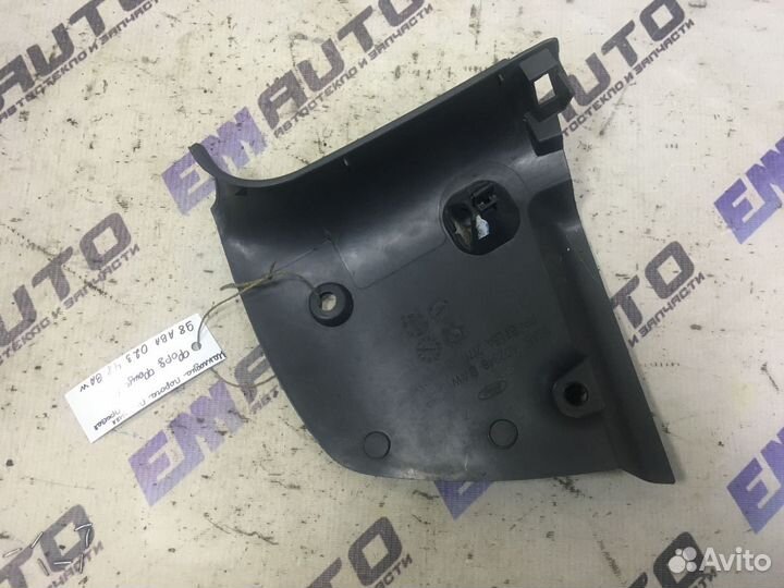 Накладка порога передняя правая Форд Фокус 1