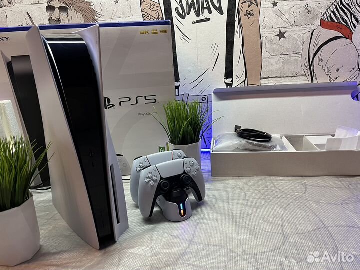 Sony PlayStation 5 с дисководом + 650 игрушек