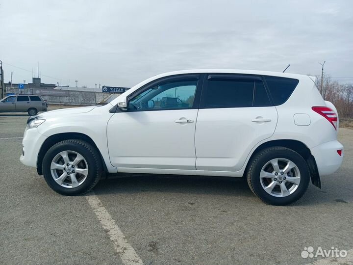 Toyota RAV4 2.0 CVT, 2010, 180 000 км