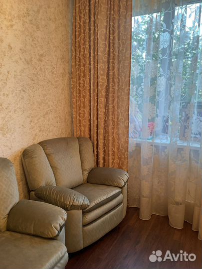 Комплект диван и кресло