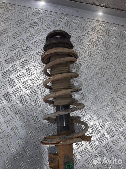 Пружина передняя Suzuki Sx4 GYC21S M16A 2008