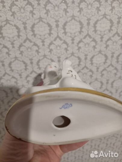 Фарфоровая статуэтка СССР Юная балерина лфз