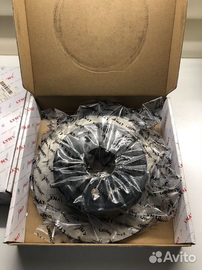 Тормозные колодки задние на Тойоту Рав4