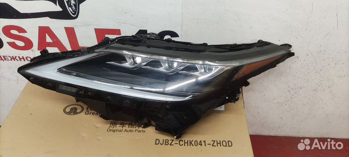 Фара передняя левая Lexus RX4