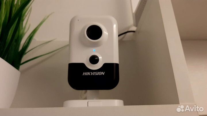 IP-камера Hikvision DS-2CD2423G0-I