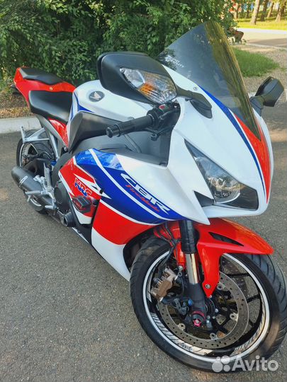 Продам CBR 1000 RR