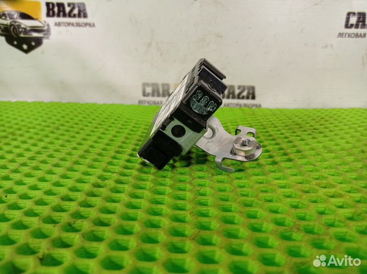 Блок управления светом фар Toyota Camry