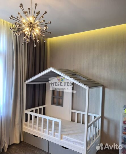 Детская кровать домик