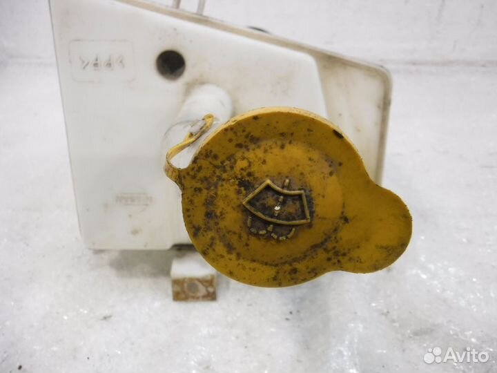 Бачок омывателя 289109F911