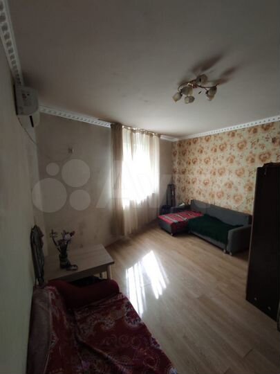 Доля в квартире-студии, 25 м², 2/3 эт.