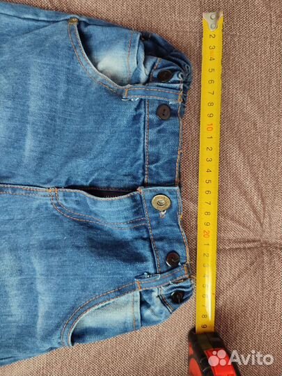 Джинсы новые