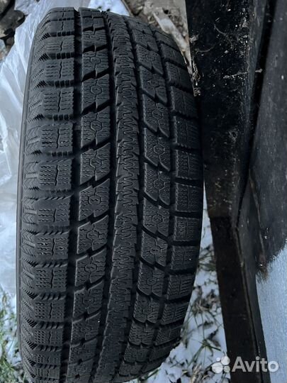 Toyo Observe GSi-5 225/60 R17