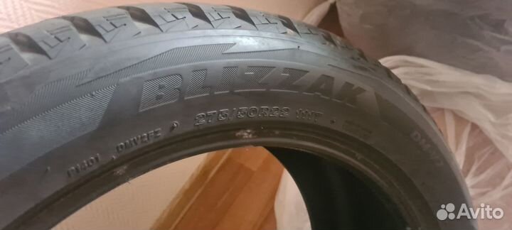 Bridgestone Blizzak Ice 275/50 R22