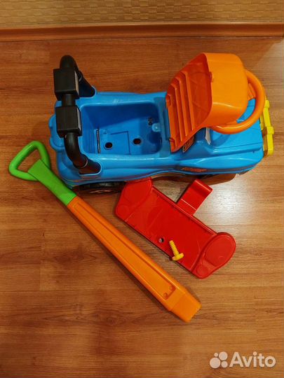 Детская машинка каталка